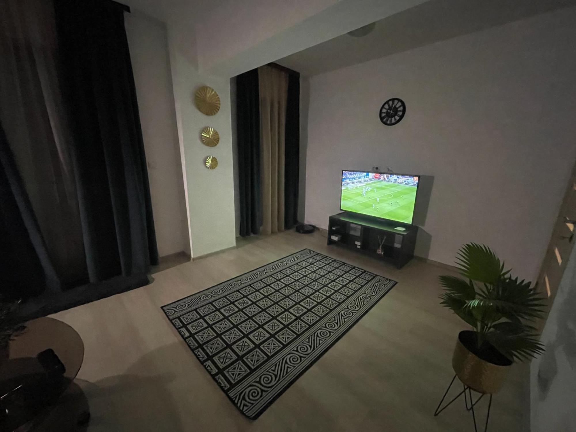 Urban Nest- Apartament Cu 2 Camere, Aproape De Iulius Mall 이아시 외부 사진